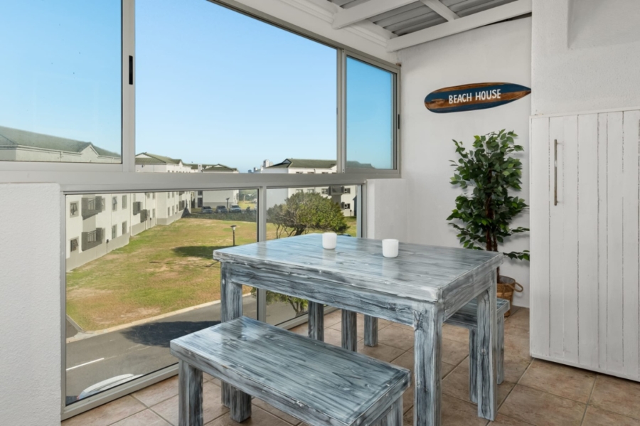 To Let 2 Bedroom Property for Rent in Big Bay Western Cape